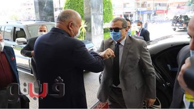 محافظ قنا يستقبل وزير القوى العاملة