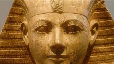 قصة حياة حتشبسوت.. سيدة بدينة ثارت على التقاليد وتولت الحكم.. ابنة تحتمس الأول وزوجة تحتمس الثاني.. وأصيبت بالسكر والسرطان