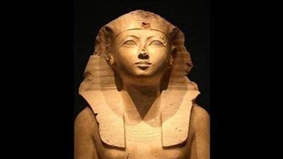 حتشبسوت.. قصة أغنية محمد العزبي للملكة الفرعونية