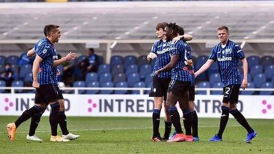 فوز أتالانتا ونابولي ولاتسيو وتعادل روما في الدوري الإيطالي