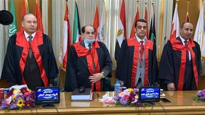 رسالة دكتوراه بحقوق المنصورة تدعو الدول العربية لتطبيق دستور الإمارات