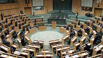 مجلس الأمة الأردني: نقف خلف الملك من أجل الحفاظ على أمن الوطن