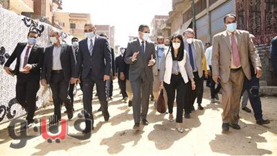 وزيرة التعاون الدولي ومحافظ الغربية يتفقدان مراكز تجميع الألبان بقطور | صور