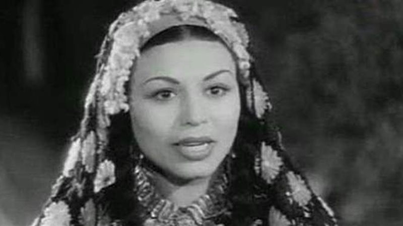 الفنانة درية أحمد