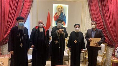 البابا تواضروس يستقبل الرئيس الإقليمي بالشرق الأوسط للمدارس اللاسالية