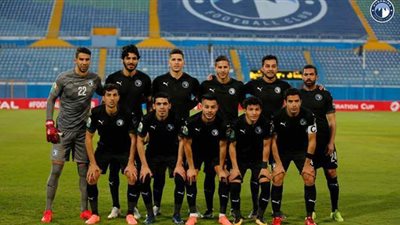 أحمد فتحي والسعيد على دكة بدلاء بيراميدز أمام الرجاء المغربي