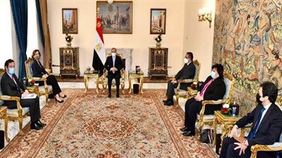 السيسي يستقبل مديرة اليونسكو.. الرئيس يؤكد جهود حماية الآثار المصرية وتقديمها في أبهى صورة.. وتطوير القاهرة التاريخية لتصبح متحفا مفتوحا للإنسانية كلها