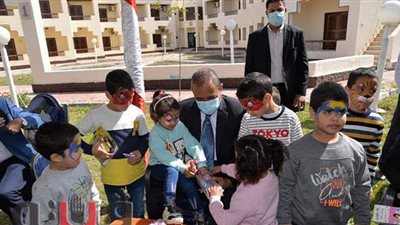 شريف بشارة يشارك أطفال الإسماعيلية احتفالهم بيوم اليتيم | صور
