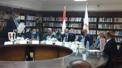 بعد أنباء الاستقالة.. وزير الرياضة يعقد اجتماعا هاما مع لجنة الزمالك