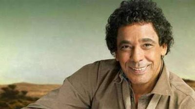 محمد منير: كنت هموت لو مغنتش في حفل المومياوات الملكية | فيديو