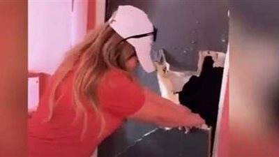 غرفة سرية مليئة بالجثث.. حلم مرعب لامرأة يتحقق داخل محل تمتلكه | فيديو