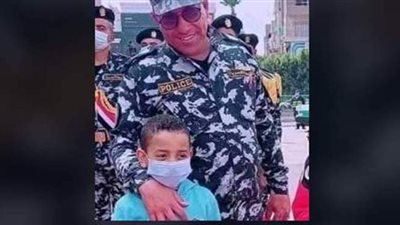 تسليم جثمان شهيد الشرطة بالفيوم لأسرته استعدادا لدفنه بمسقط رأسه بأسيوط