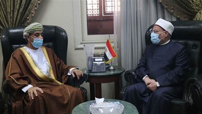 مفتي الجمهورية يستقبل سفير سلطنة عُمان لبحث تعزيز التعاون الإفتائي