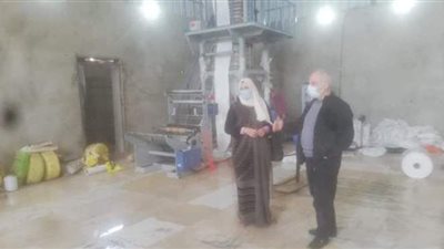 ضبط 3 مصانع مخالفة لشروط الأمن والحماية المدنية في حملة بالقليوبية