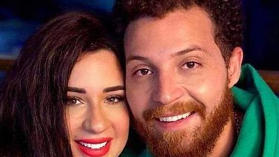 أسما شريف منير تعلن انفصالها عن زوجها الفنان محمود حجازي