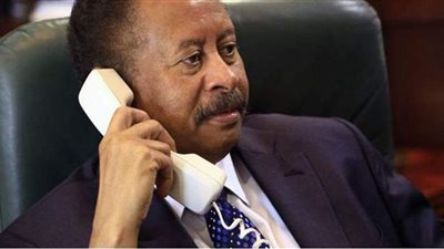 تزامنا مع مفاوضات سد النهضة.. تفاصيل مكالمة رئيس وزراء السودان مع بلينكن