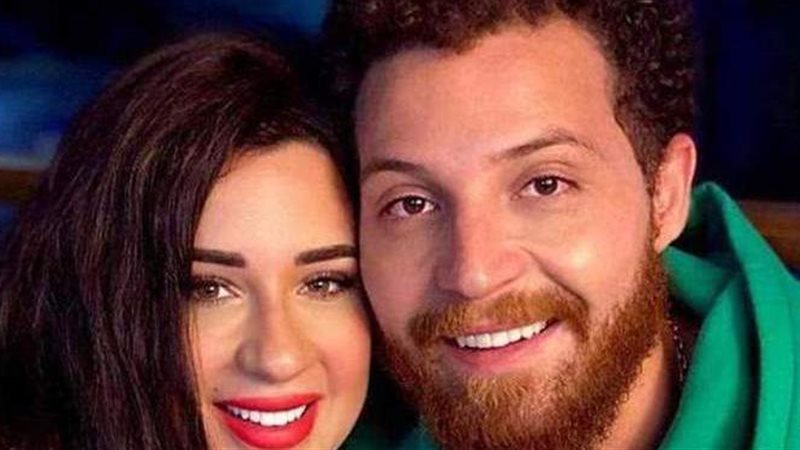 اسما شريف منير ومحمود