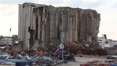 تحذيرات من انهيار صوامع القمح المتضررة بانفجار بيروت