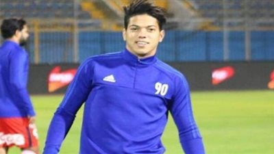 إمام عاشور يطبق عقوبة الجهاز الفني