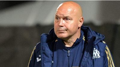 بعد استقالة عمراني بسبب الزمالك.. مولودية الجزائر يتعاقد مع مدرب فرنسي