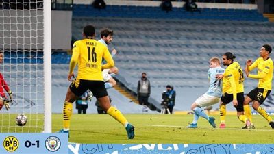 مانشستر سيتي يتقدم على دورتموند 0/1 في الشوط الأول