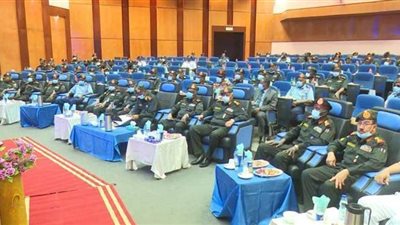 حديث الحرب.. البرهان يعقد اجتماعا هاما مع قادة الجيش السوداني| صور