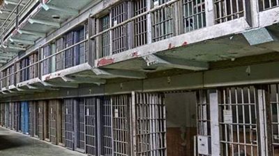 لحظة فرار أكثر من 1800 سجين من سجن في نيجيريا | فيديو