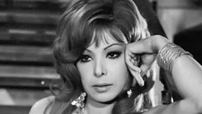 في ذكرى رحيلها.. رحلة ناهد شريف من الطفولة البائسة إلى التعري لعلاج شقيقتها