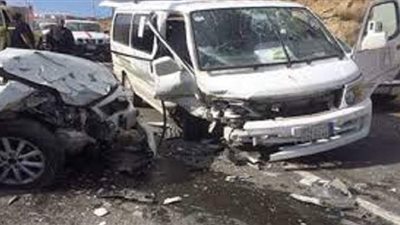 مصرع عامل وإصابة 4 أشخاص فى حادث تصادم بسوهاج