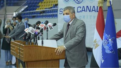 أسامة ربيع يشيد بدور مؤسسات الدولة في أزمة السفينة الجانحة