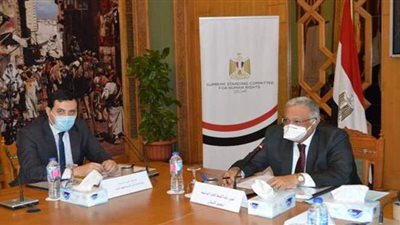 «العليا الدائمة لحقوق الإنسان» تصدر تقريرا عن جهود الدولة للحق فى الصحة