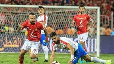 الأهلى يكشف موقفه النهائي من تأجيل قمة الدوري أمام الزمالك
