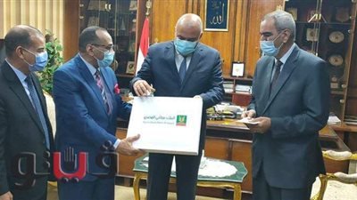 «البنك الزراعي» يقدم نصف مليون جنيه لسداد مديونيات غارمات قنا