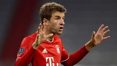 مولر يخطف التعادل لبايرن ميونخ أمام سان جيرمان 2-2