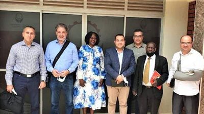 المكتب التجاري المصري بكمبالا ينظم زيارة لوفد 