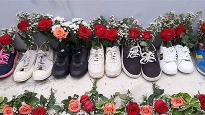 أحذية مملوءة بالزهور.. ميانمار تكرم ضحاياها في ليلة دامية