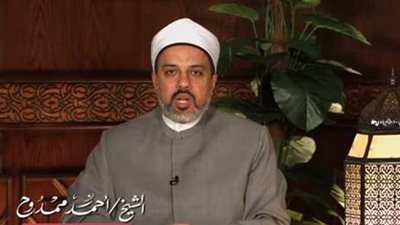 ما حكم الشرع في التهنئة بقدوم شهر رمضان؟... أمين الفتوى يجيب | فيديو