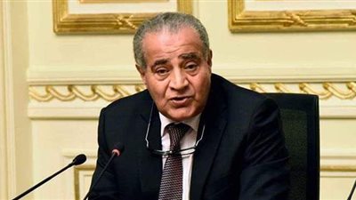 وزير التموين يفتتح معرض 