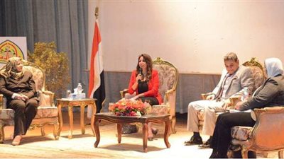 القومي للمرأة يشارك في ندوة 