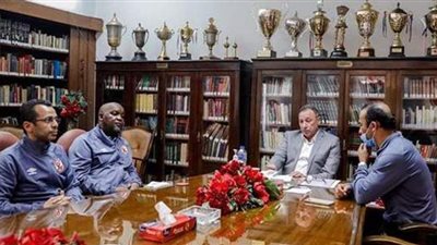 الخطيب يجتمع مع موسيماني لمتابعة استعدادات الفريق للمرحلة المقبلة