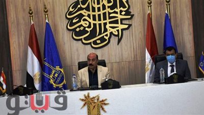 محافظ أسوان يوجه بالتدخل السريع لإنهاء الأزمات والاهتمام بقضايا الشباب