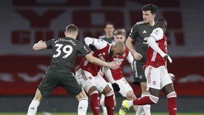 تعادل سلبي بين أرسنال وسلافيا براج في الشوط الأول بالدوري الأوروبي