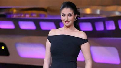 على طريقة محمد رمضان.. غادة عبد الرازق: أنا نمبر 1 بس مش بتعالى على حد