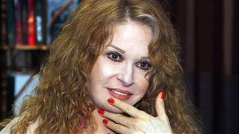 الفنانة نيللي