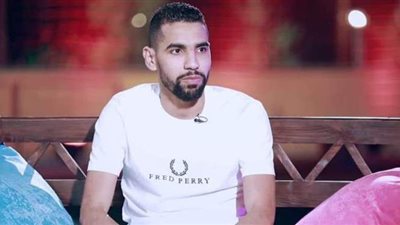 أنا فين.. مؤمن زكريا يوجه رسالة لوم للأهلي بسبب الإستاد الجديد