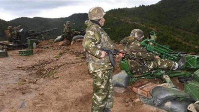 ضربة موجعة.. الجيش الجزائري يصطاد 22 إرهابيا من جماعة 