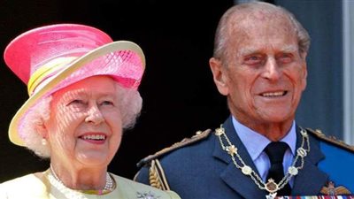 باكنجهام ينكس الأعلام.. رئيس وزراء بريطانيا يعلن الحداد العام | فيديو