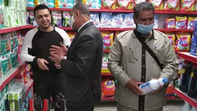 حملات نظافة وتحرير عشرات المحاضر والقضايا التموينية بفاقوس