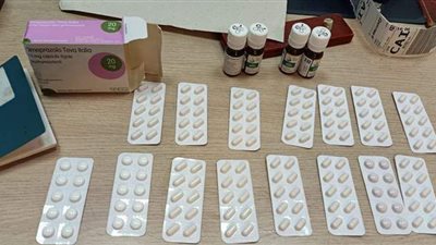 إحباط تهريب أقراص مخدرة بحوزة راكب قادم من إيطاليا