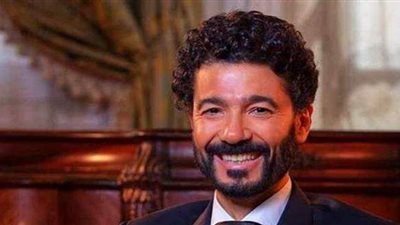 بعد تدهور حالته الصحية.. ما مصير الأعمال التي يشارك فيها خالد النبوي؟